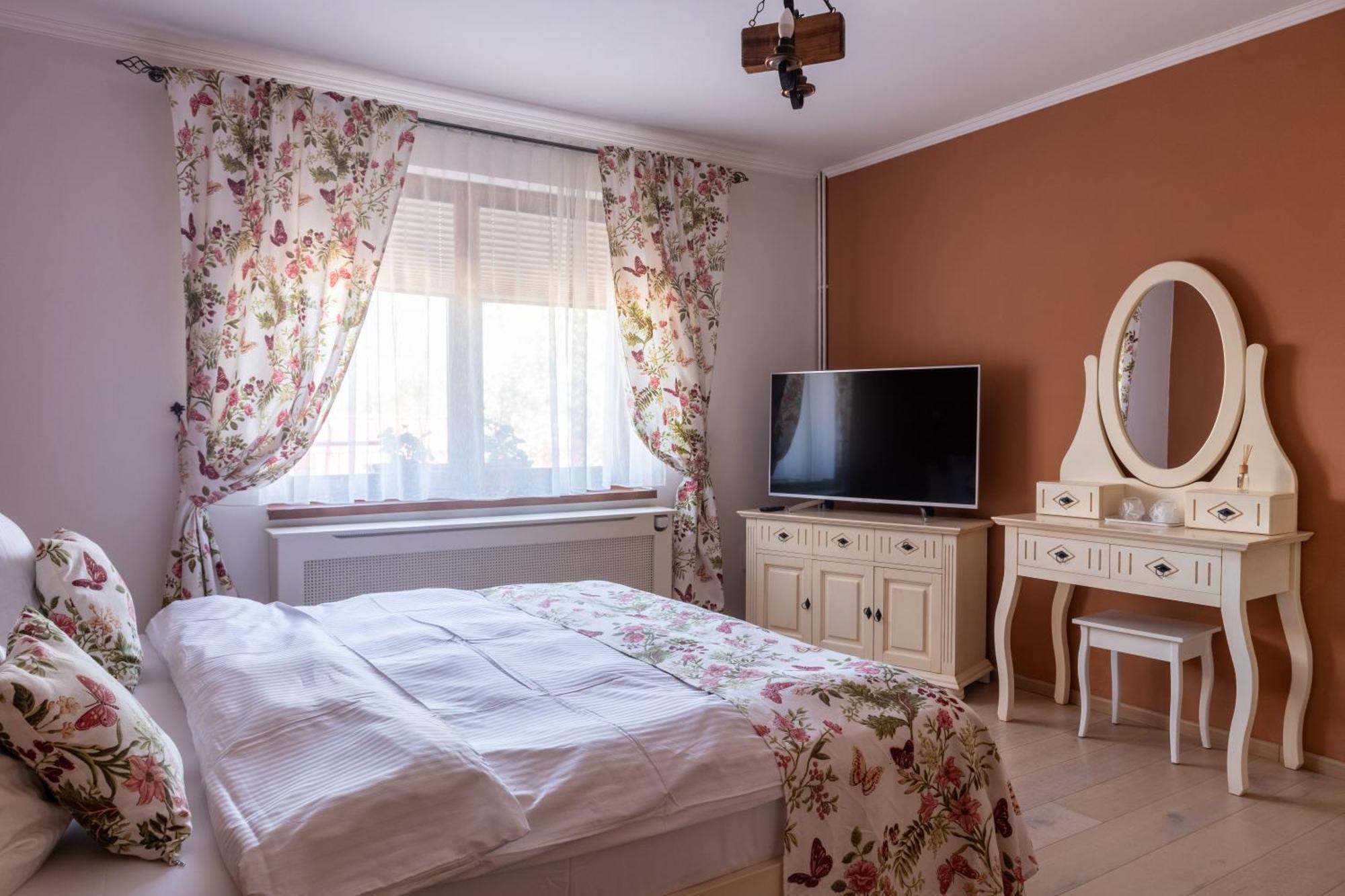 Vila Crisalia Sibiel -Sibiu (Adults Only) Buitenkant foto
